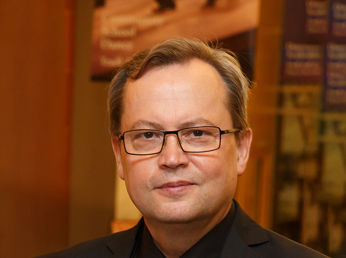 Edward Wolanin 爱德华‧沃兰因教授